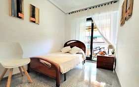 Amistosa, Habitacion Con Balcon, Alicante, Playa, Centro, Rambla, Mercado